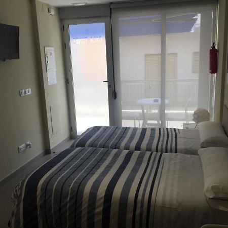 Apartamentos Turisticos Maria Guerrero Cap de Palos Extérieur photo