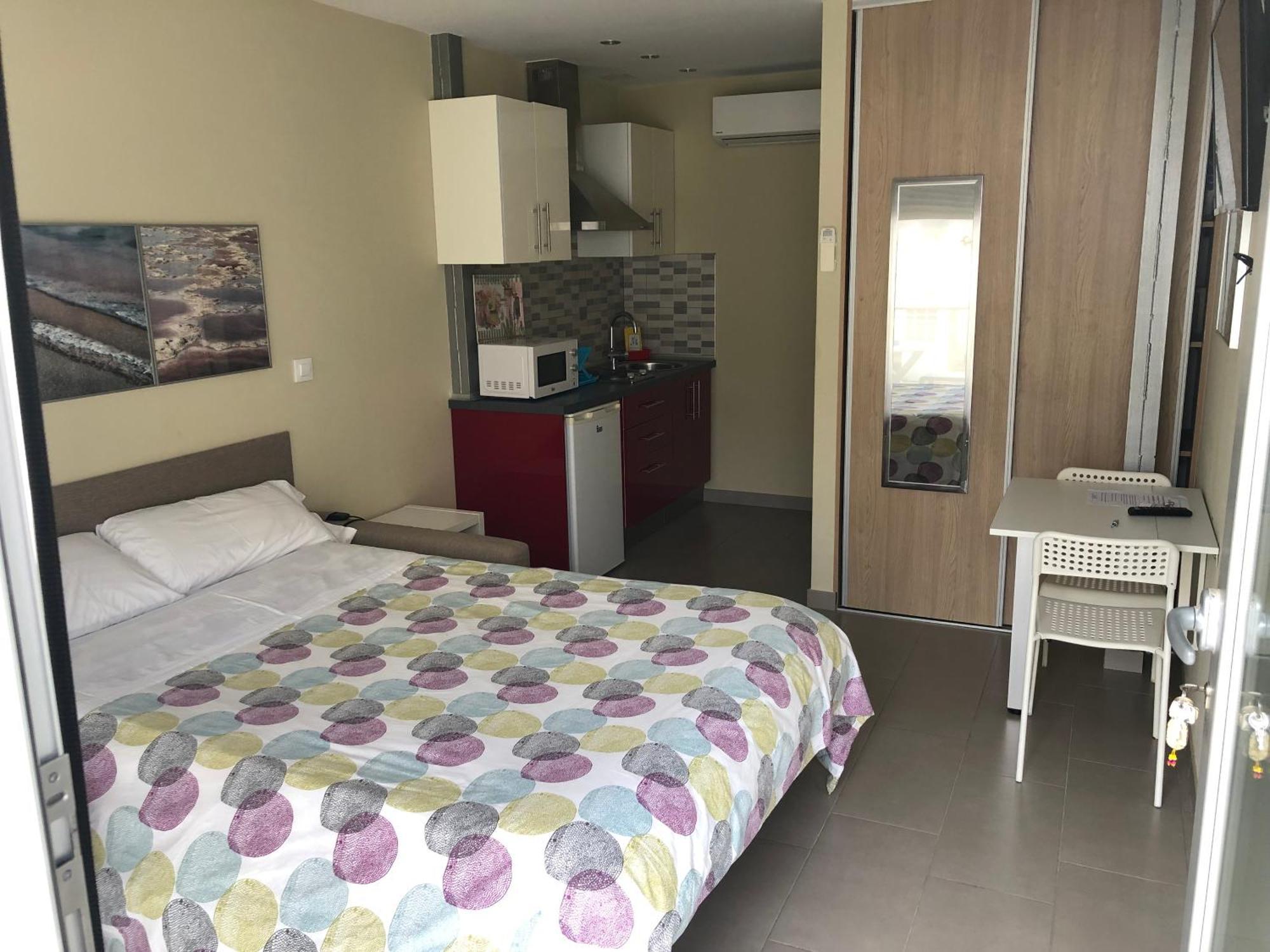 Apartamentos Turisticos Maria Guerrero Cap de Palos Chambre photo